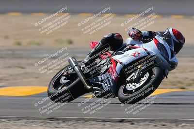 media/Oct-08-2022-SoCal Trackdays (Sat) [[1fc3beec89]]/Turn 14 (1050am)/